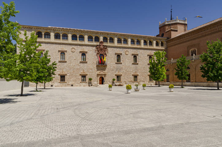 49 - Comunidad de Madrid - Alcala de Henares - Palacio Arzobispal